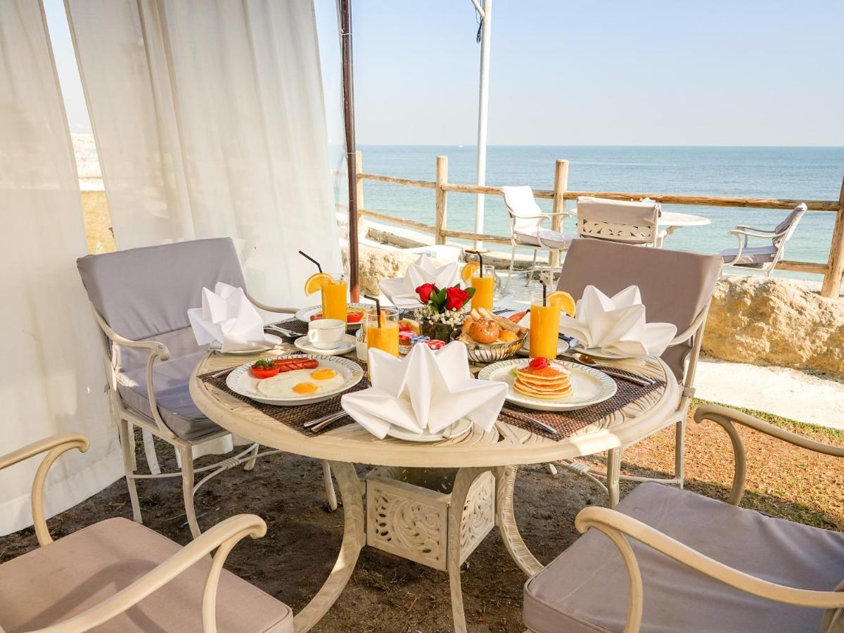 Al Kout Beach Hotel Kuwait City Eksteriør bilde