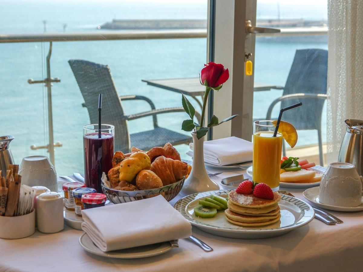 Al Kout Beach Hotel Kuwait City Eksteriør bilde